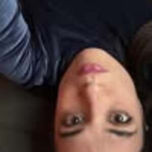 Meet your Posher, Emanuela